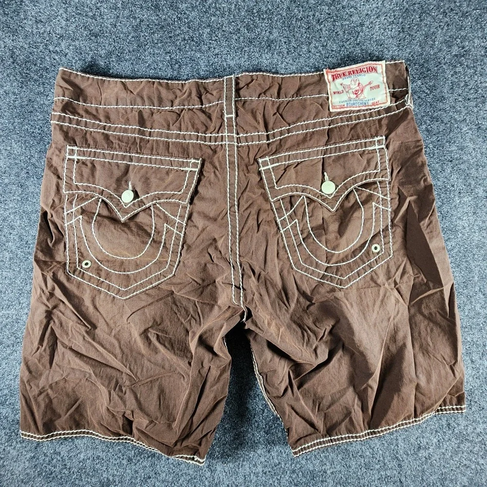 Y2K True Religion Big T‎ Board Shorts Men Size 40 Rock Brown Beach Summer